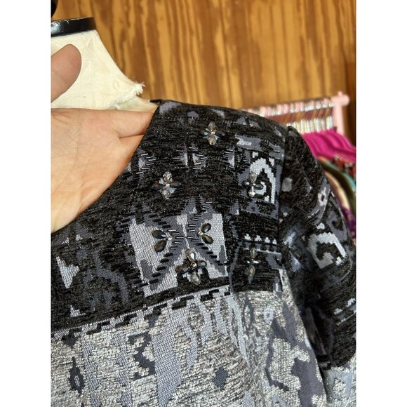 Susan Graver Artisan Jacket 26W Black Velvet Geometric Snap Button Art NWOT - Picture 4 of 12